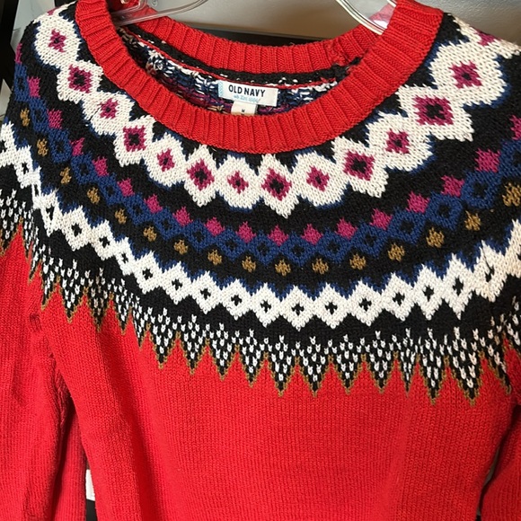 Red patterned sweater - Picture 2 of 4